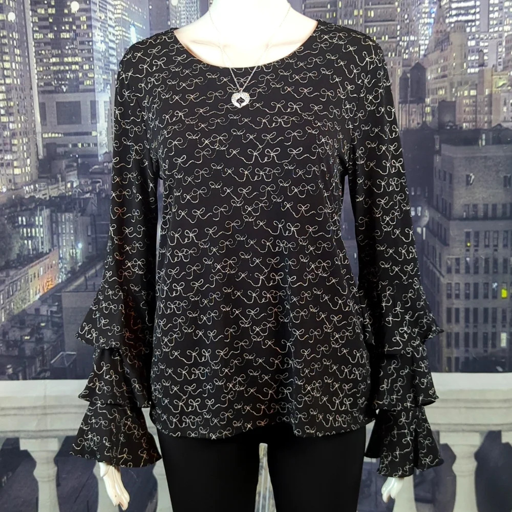 CeCe sz S Squiggly Bow Printed Tiered Bell Sleeve Top